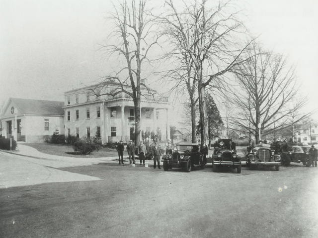 A company group picture in 1937.