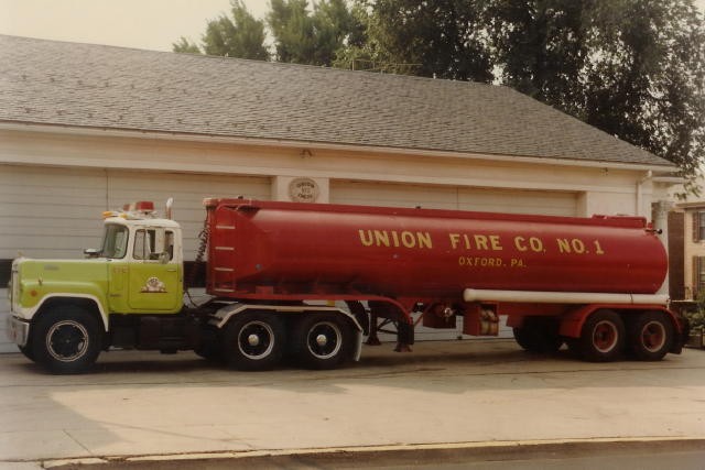 Tanker 21 being pulled by Tanker 23 (Avondale).