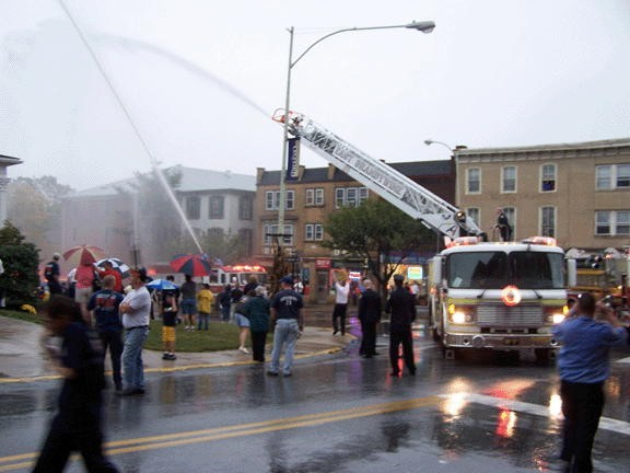 East Brandywine and Goshen soaking the Mid-Town station after the Housing.